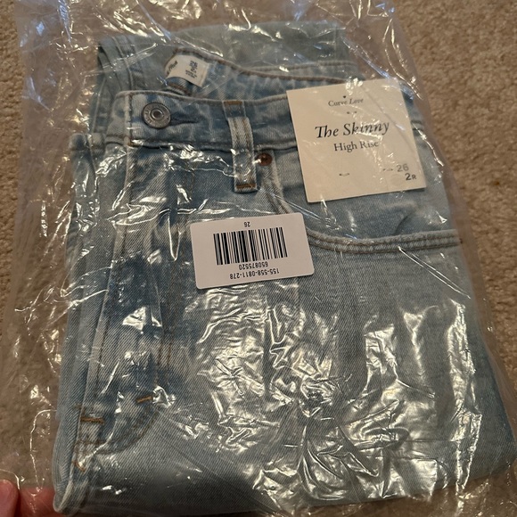 Abercrombie Curve Love High Rise Skinny Seamed split hem Jeans - Picture 5 of 5